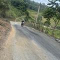 Ảnh đường xấu do chủ trang chụp tại điểm 26 trong sổ tay.